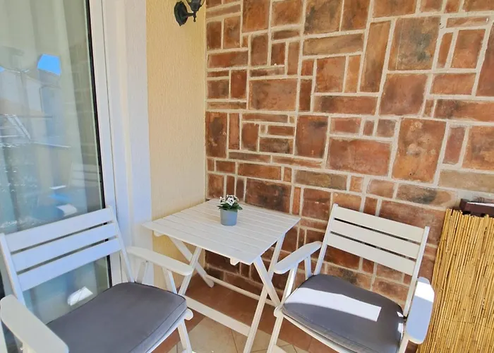 Sweet Lustig Apartment *